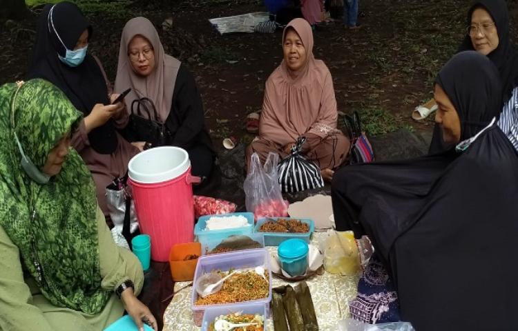Ketog Semprong, Tradisi Lebaran Kampung Muslim Candikuning
